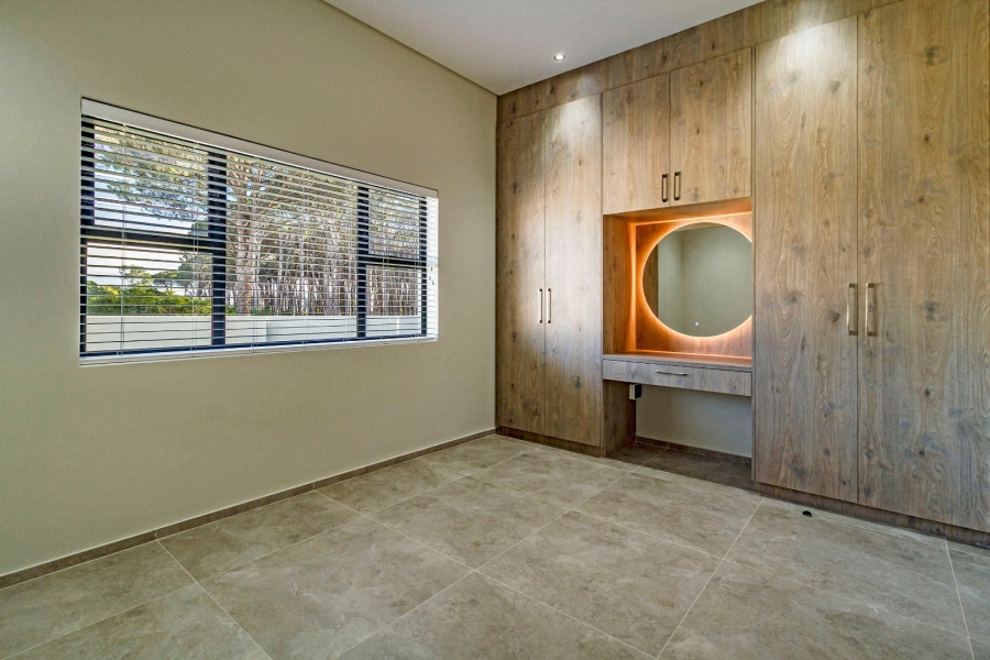 4 Bedroom Property for Sale in Mzuri Estate Western Cape